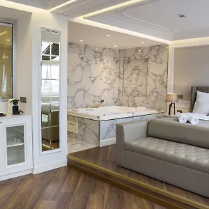 Hotell Mina - Special Category